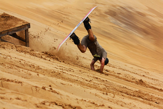 Sandboarding-hard-landing Namibia-Sandboarding-hard-landing