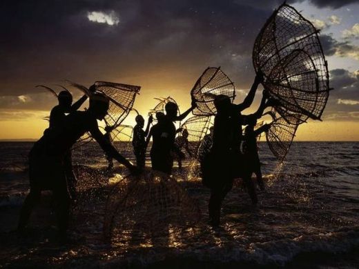 lake-turkana-fishermen_by Nigel Pavitt resized lake-turkana-fishermen_by Nigel Pavitt resized
