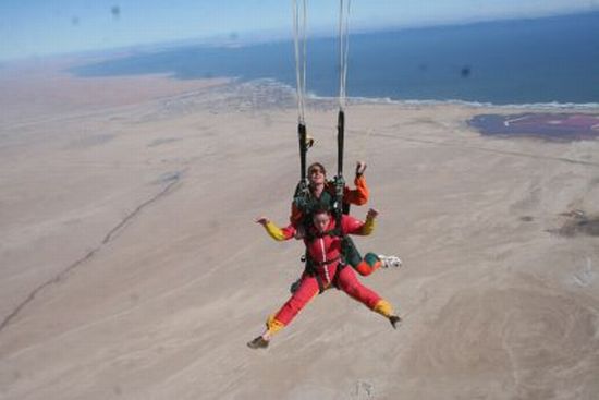 Overlanders Skydiving in Nambia Overlanders Skydiving in Nambia