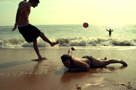At_the_beach_by_Sabinevangastel